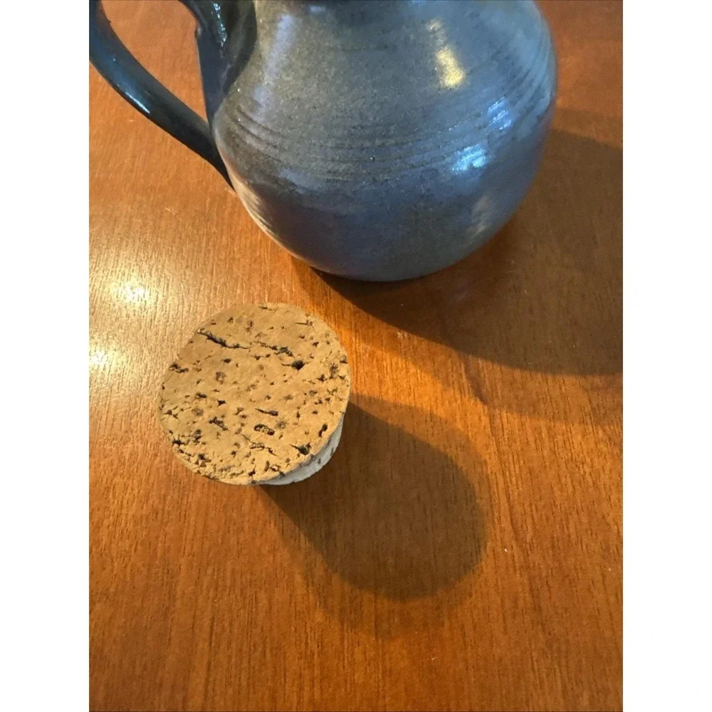 VTG small Studio Pottery jug with cork stopper semi-matte blue Stamped B‎